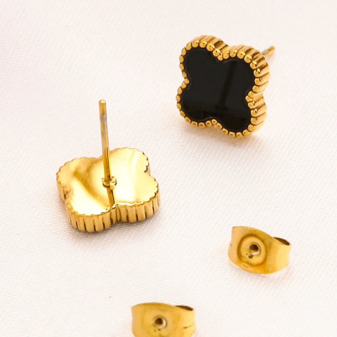 Clover Earrings Black (gold finish)