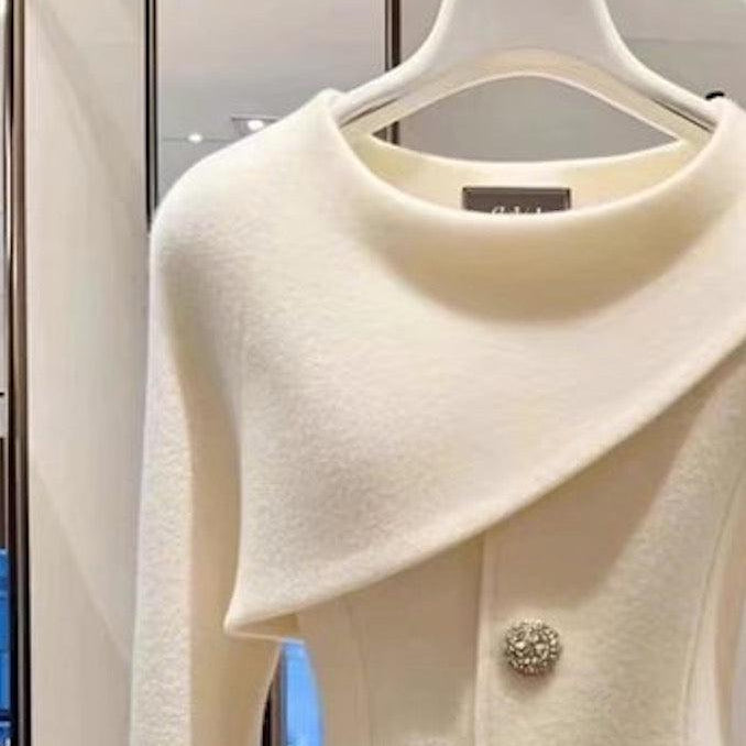 Lola | Asymmetric Buttoned Blazer