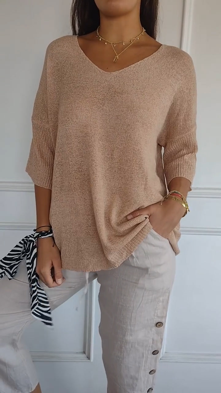 Anna™ | V-Neck Knitted Top