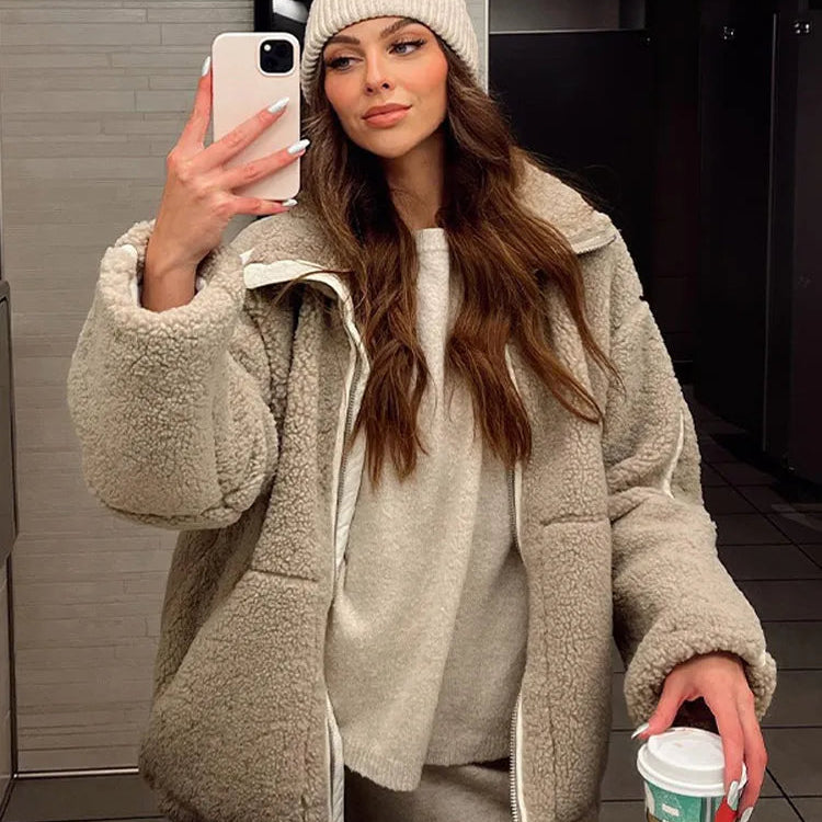 Talia | Cozy Women's Teddy Jacket with Zipper