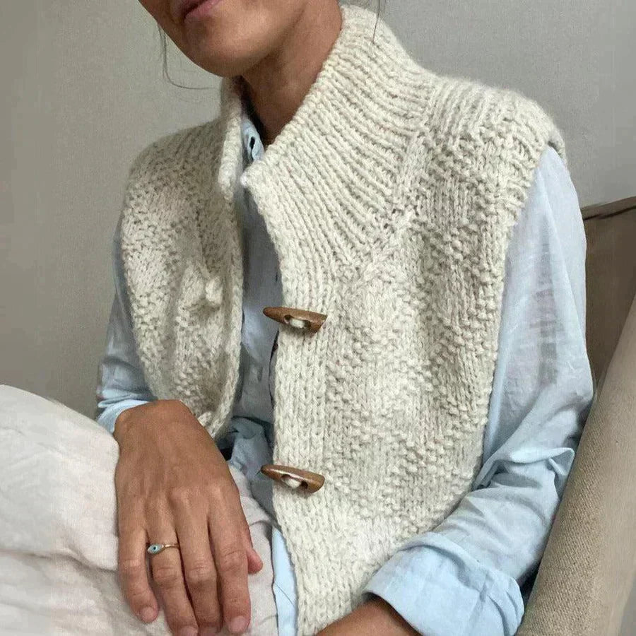 Joanna | Stylish Women's Short Knit Cardigan