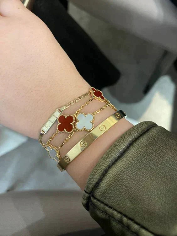 Clover Bracelet (gold finish, red detail)