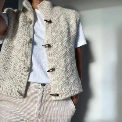 Cleo | Essential Sleeveless Vest for Everyday Wear