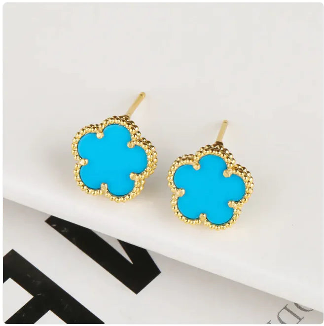 Five-Petal Shell Earrings (gold finish)