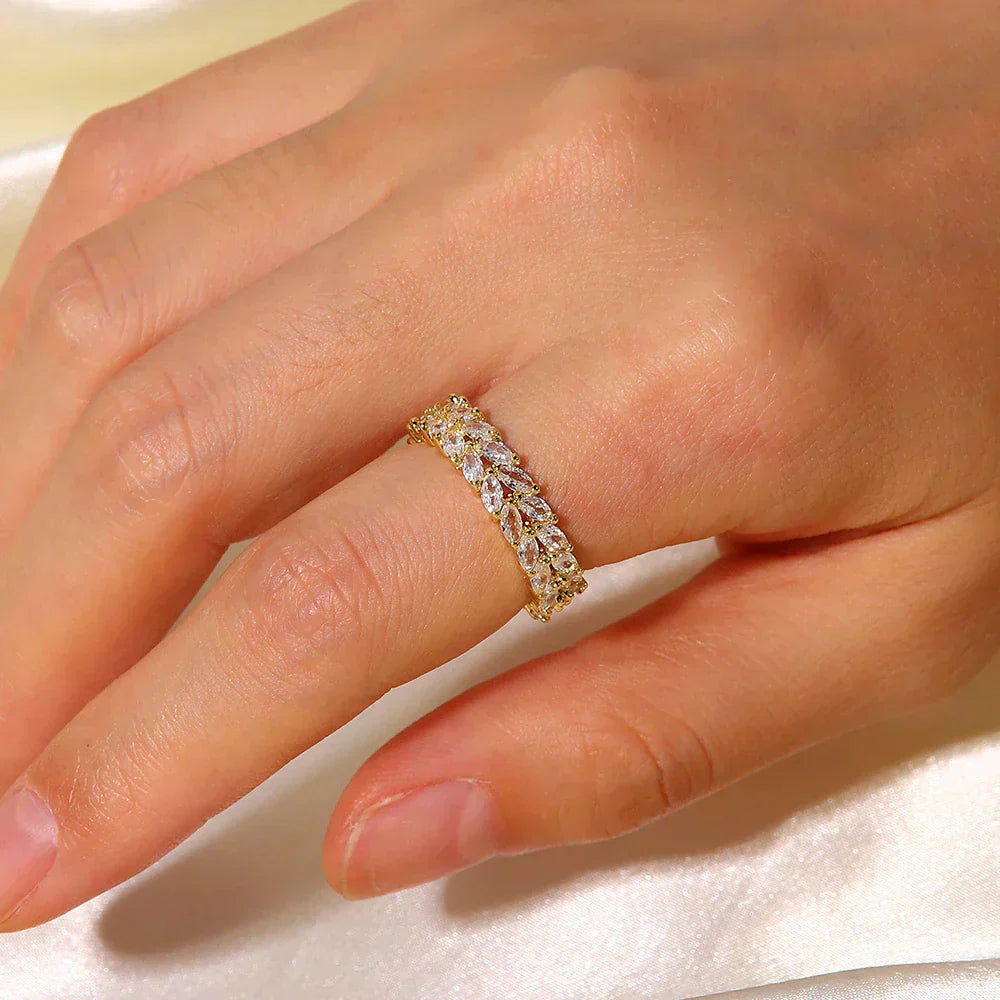 Clarisse Ring (gold finish)