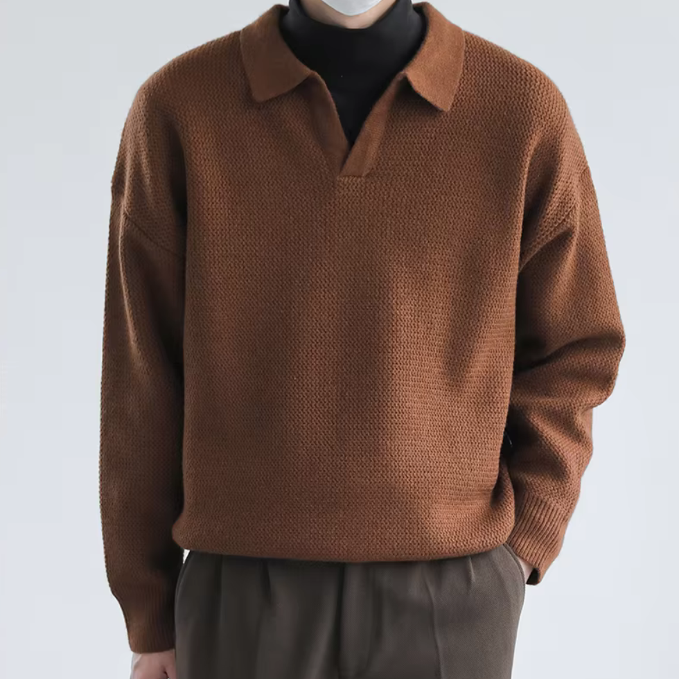 Buttonless long-sleeved polo shirt