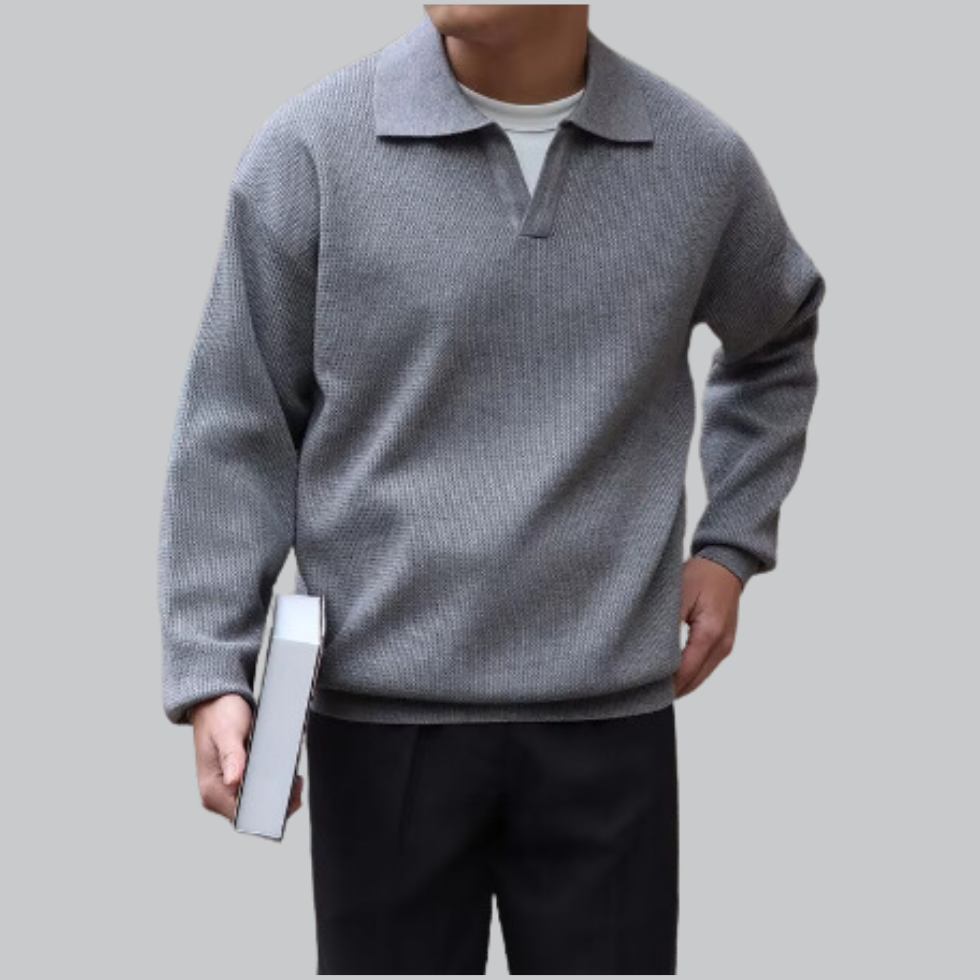 Buttonless long-sleeved polo shirt