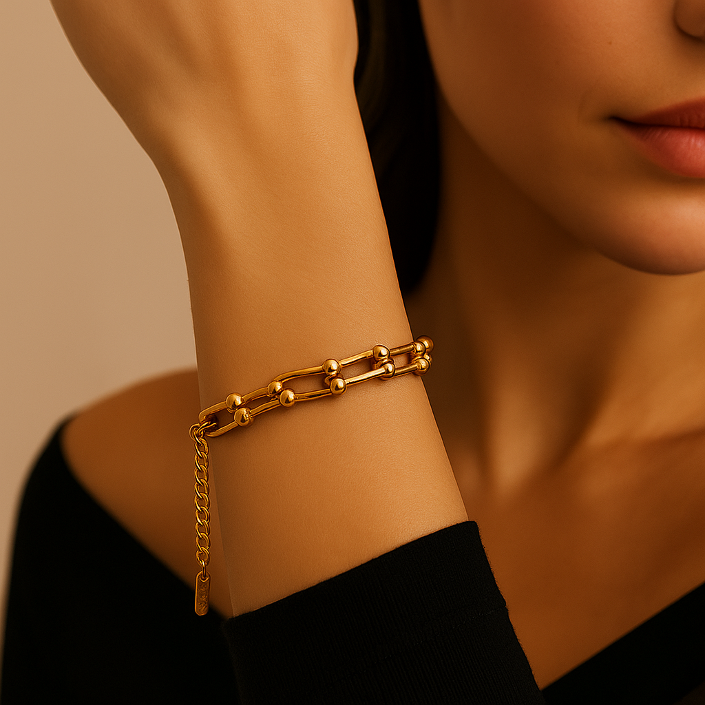 Sleek Chain Bracelet (gold finish)