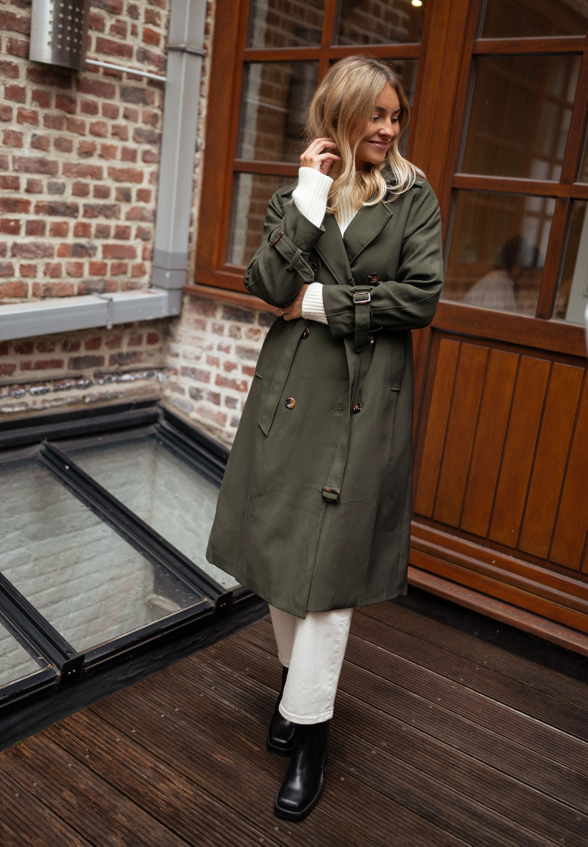Isabella | Elegant Women's Trench Coat