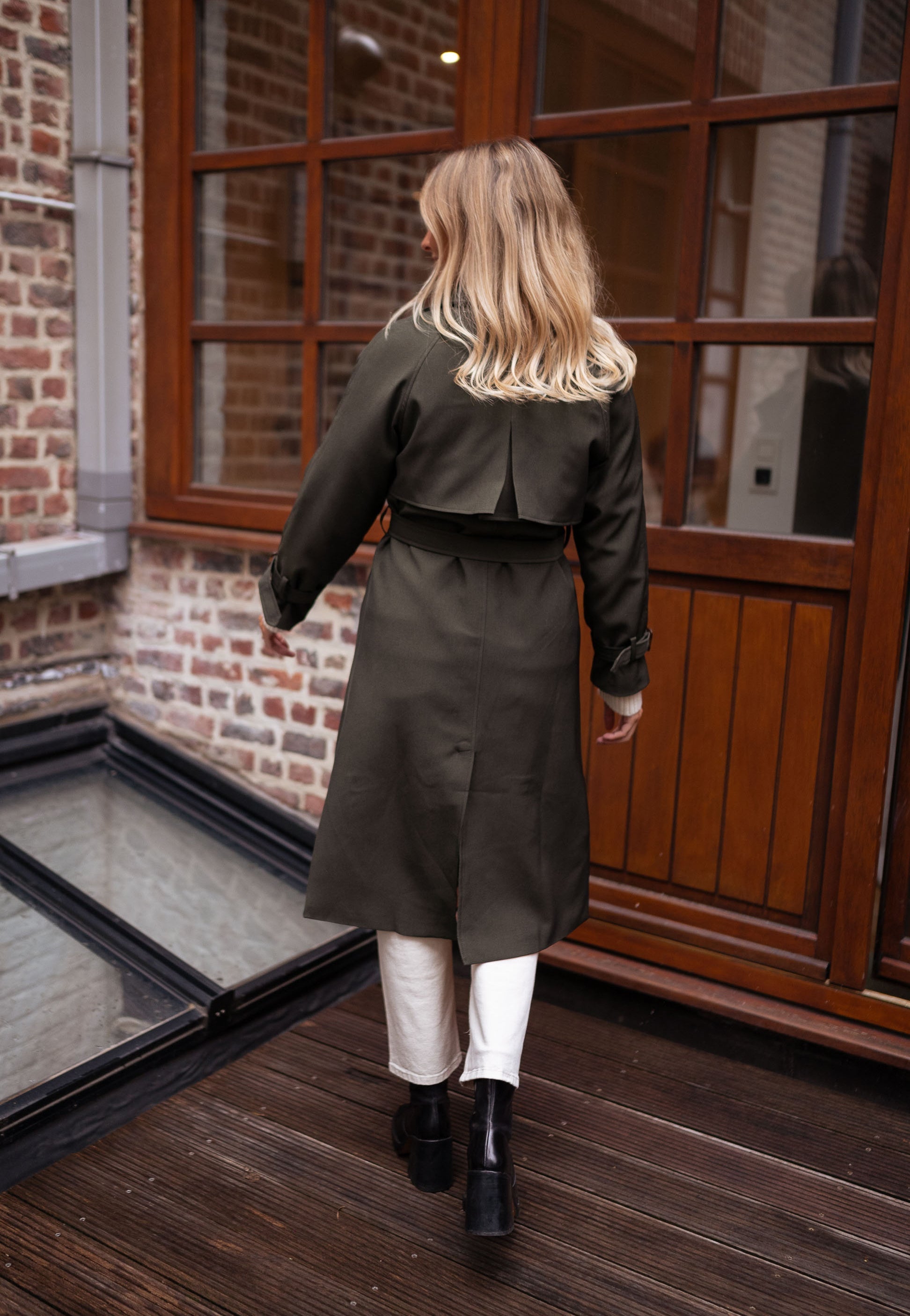 Isabella | Elegant Women's Trench Coat