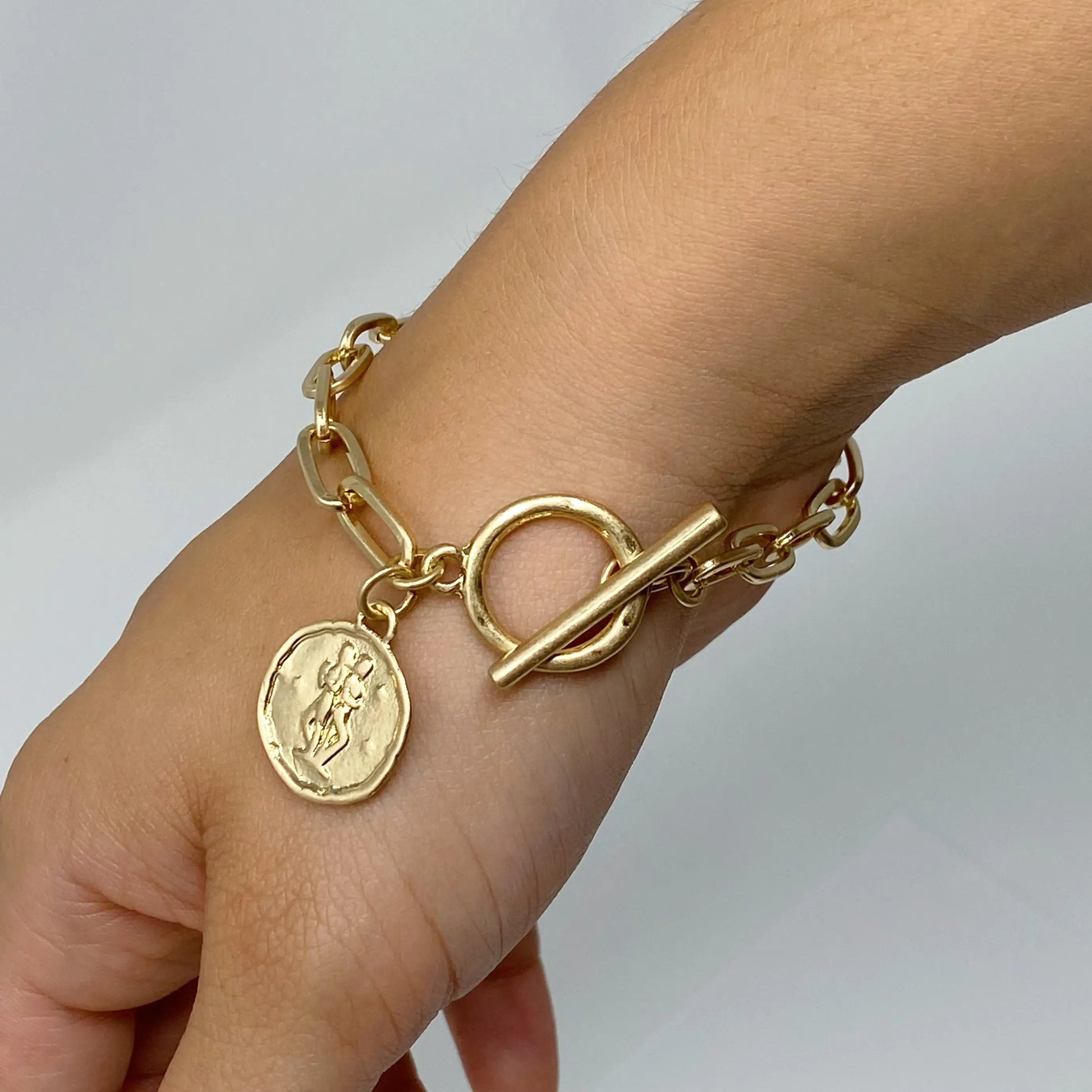 Zodiac Charm Chain Bracelet (Gold Finish)