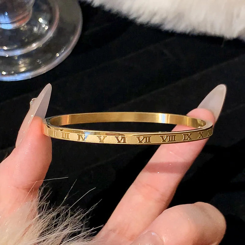 Luxe Bangle Set (Gold finish)