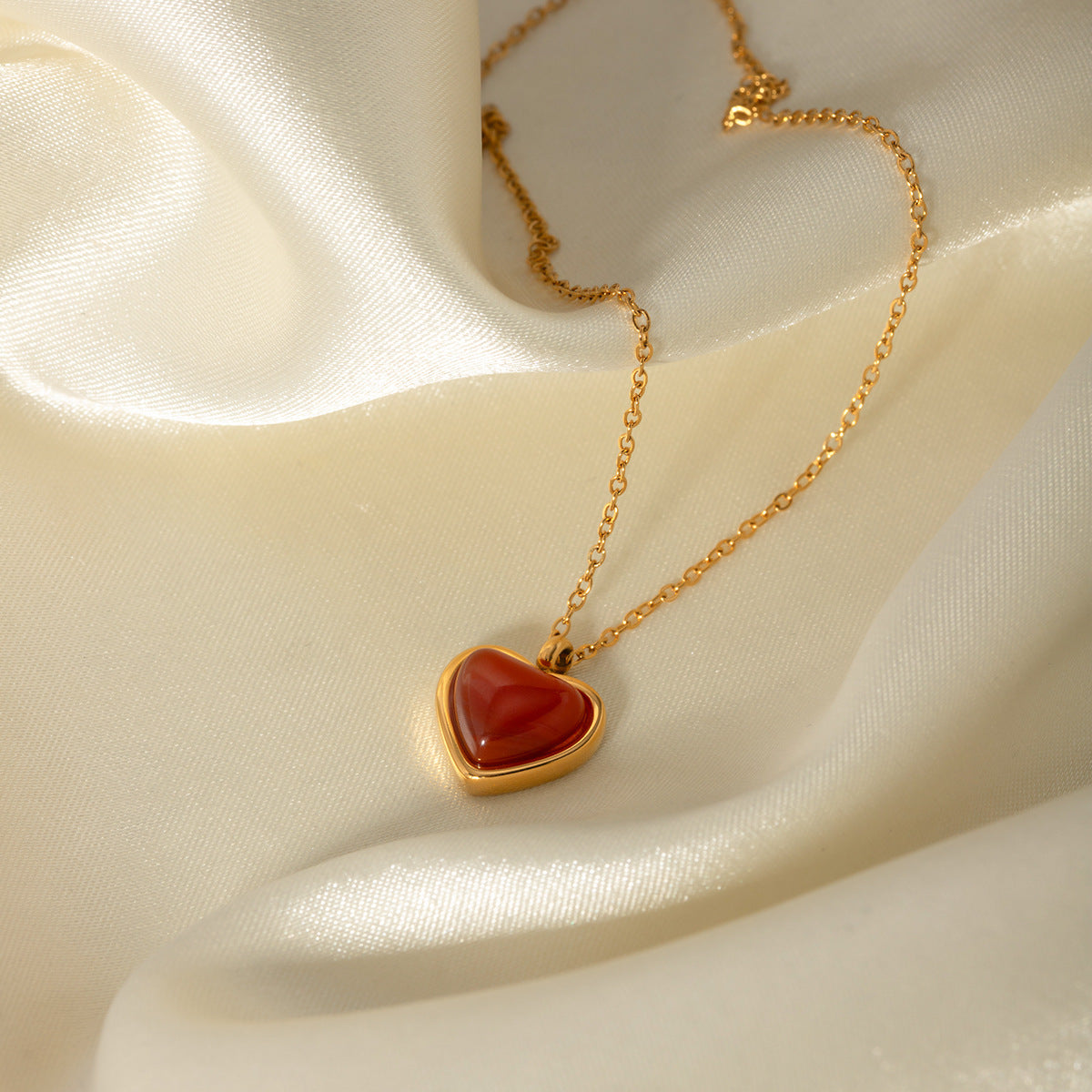 Cecily Golden Heart Necklace