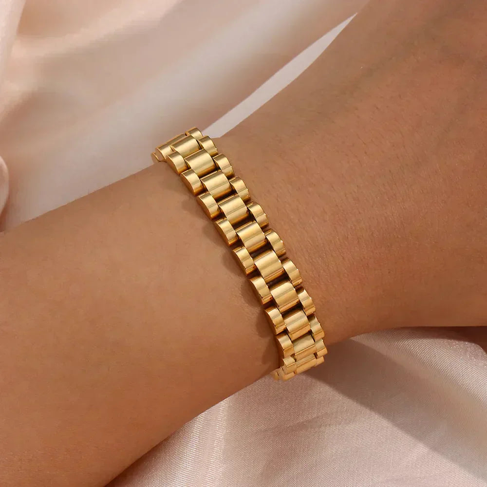 Nikki Bracelet (gold finish)