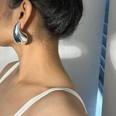 Sandra Teardrop Earrings (gold finish)