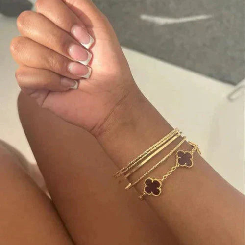 Clover Bracelet (gold finish)