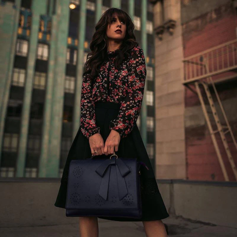 Elegant Bow-Tie Satchel