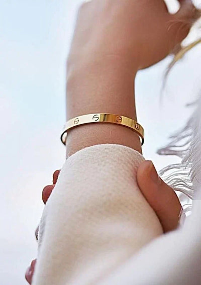 Eternity Bracelet (gold finish)