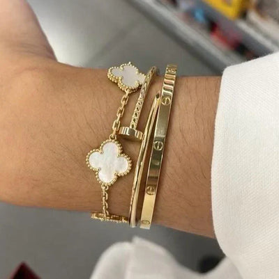 Clover Bracelet (gold finish)