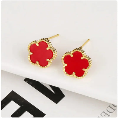 Five-Petal Shell Earrings (gold finish)