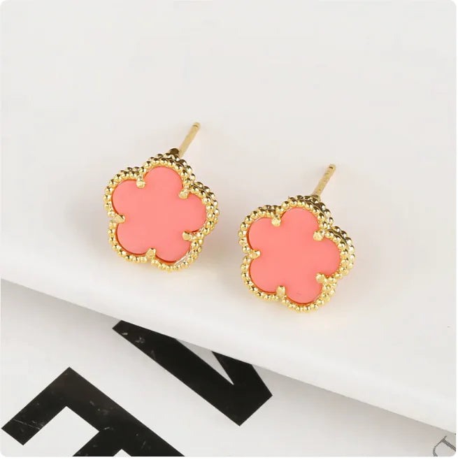 Five-Petal Shell Earrings (gold finish)
